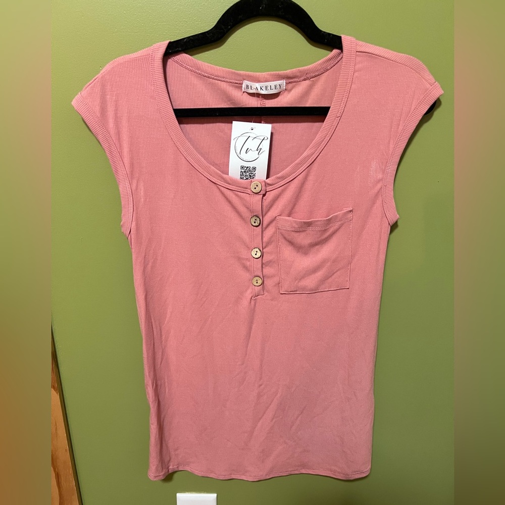Blakeley cup short sleeve shirt